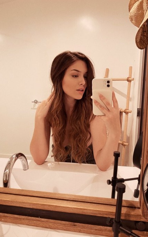 Experience Unforgettable Moments with Priscila Ocaso by Your Side