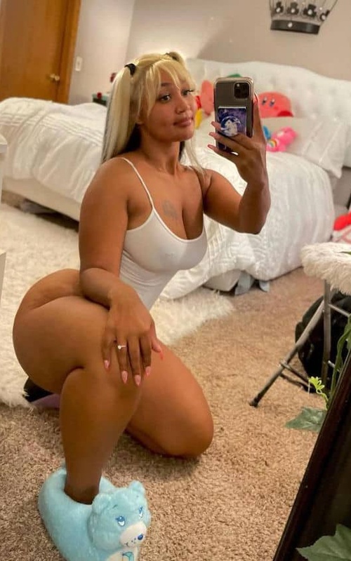 Experience Unforgettable Moments with Kiera Flame in New York 2 Mis Fotos